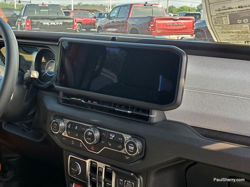 2025 Jeep Wrangler 4-door WillysImage 22