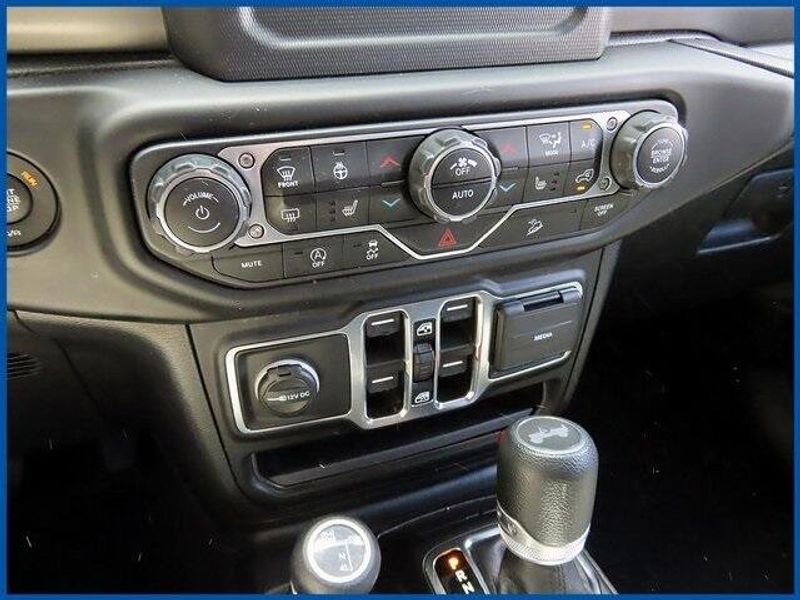 2021 Jeep Wrangler Unlimited WillysImage 17