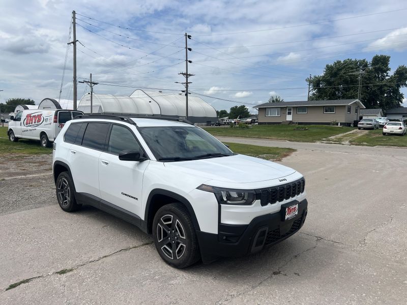 Used 2026 Jeep Cherokee LimitedImage 2