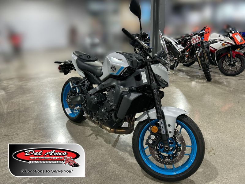 Used 2025 Yamaha MT-09 