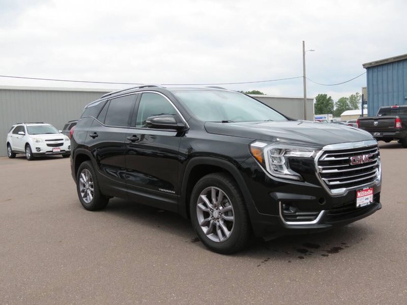 2023 GMC Terrain SLT AWD 4dr SUVImage 8