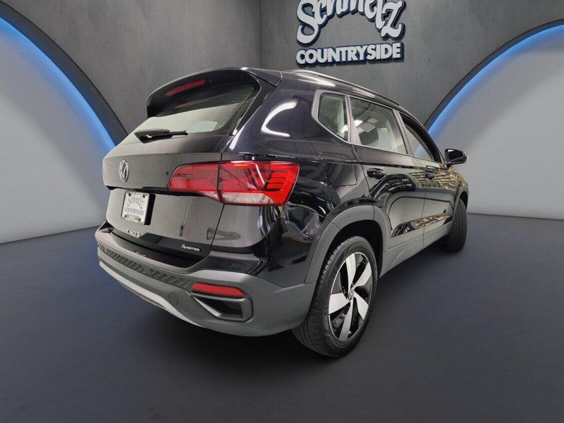 Used 2023 Volkswagen Taos S 4-Motion AWD w/Dr AssistImage 11