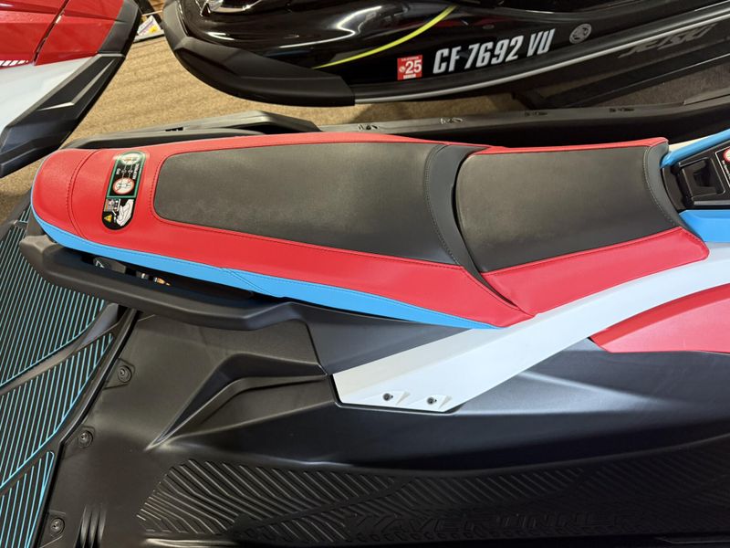New 2025 Yamaha JETBLASTER DLX (3UP) Image 8