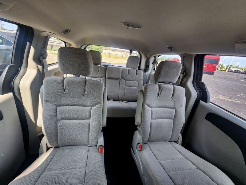 2019 Dodge Grand Caravan SEImage 4