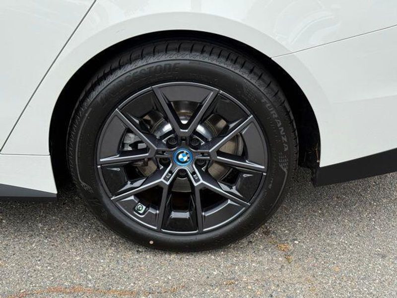Used 2023 BMW i4 eDrive35Image 14