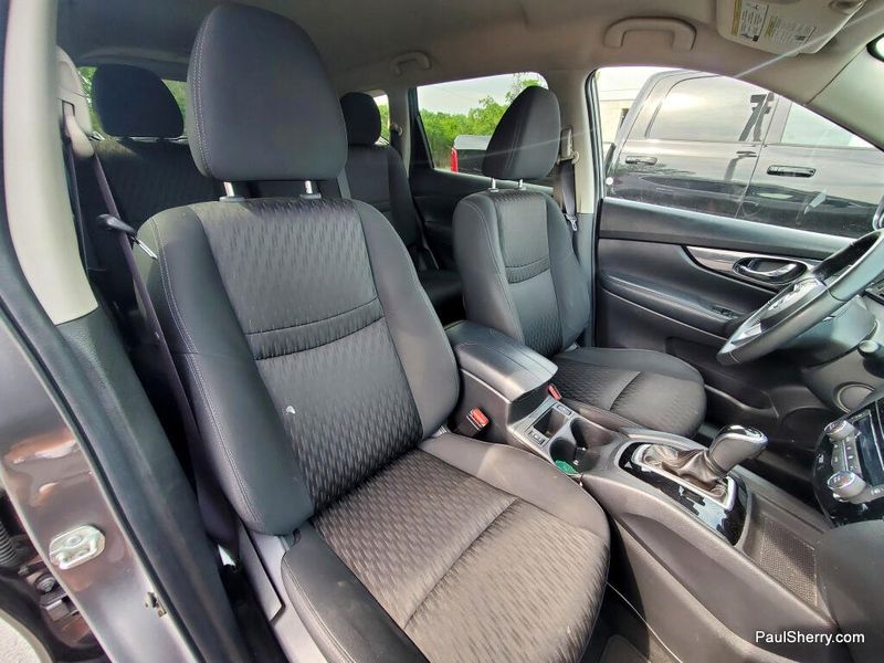 Used 2020 Nissan Rogue SV