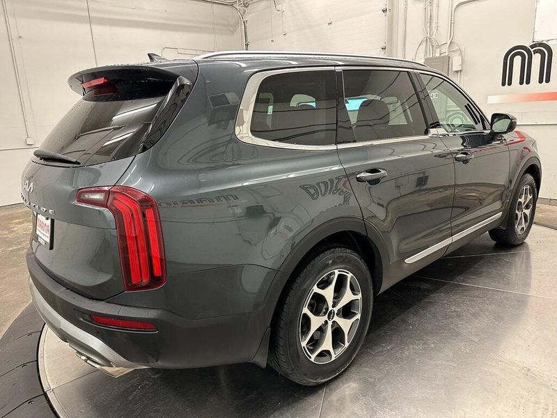 2022 Kia Telluride EXImage 17