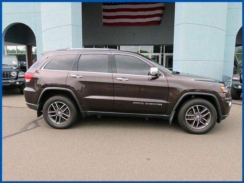 2017 Jeep Grand Cherokee LimitedImage 2
