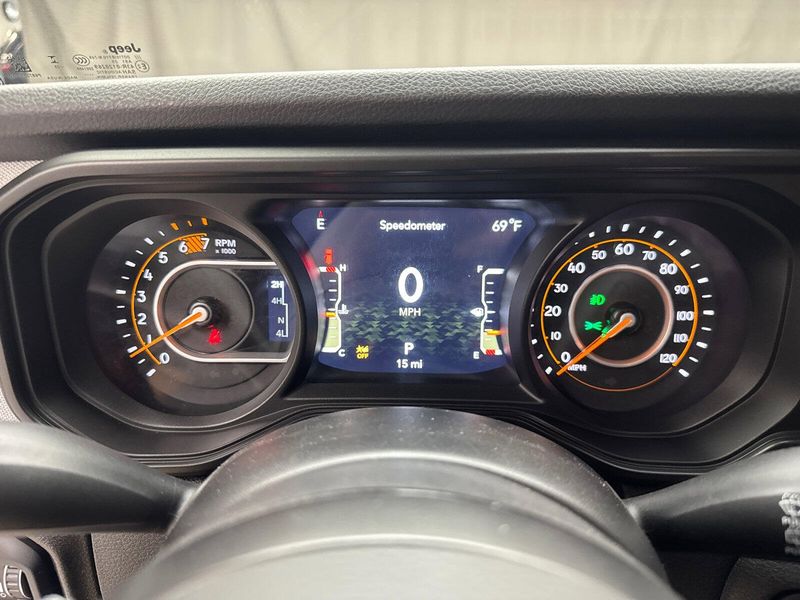 2025 Jeep Wrangler 2-door WillysImage 11