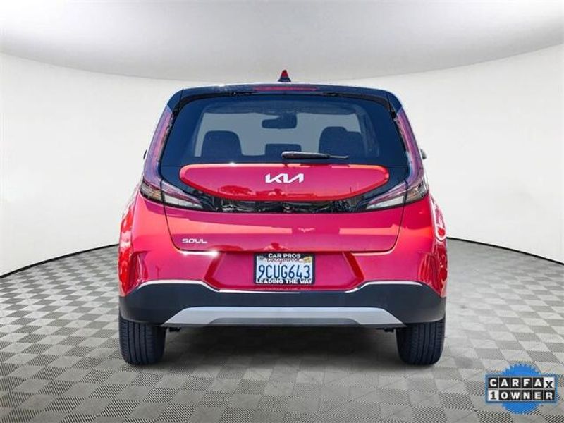 Used 2023 Kia Soul LXImage 7