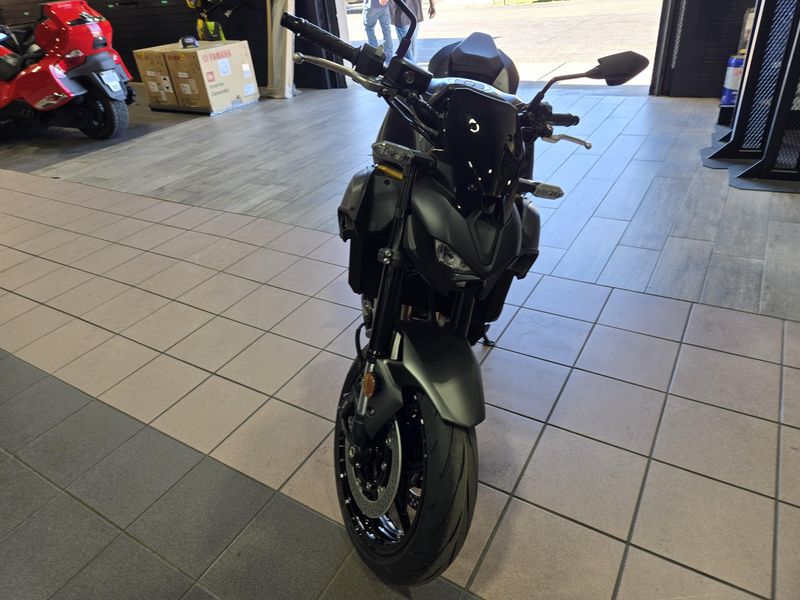 NEW 2026 KAWASAKI Z900 ABS Image 14