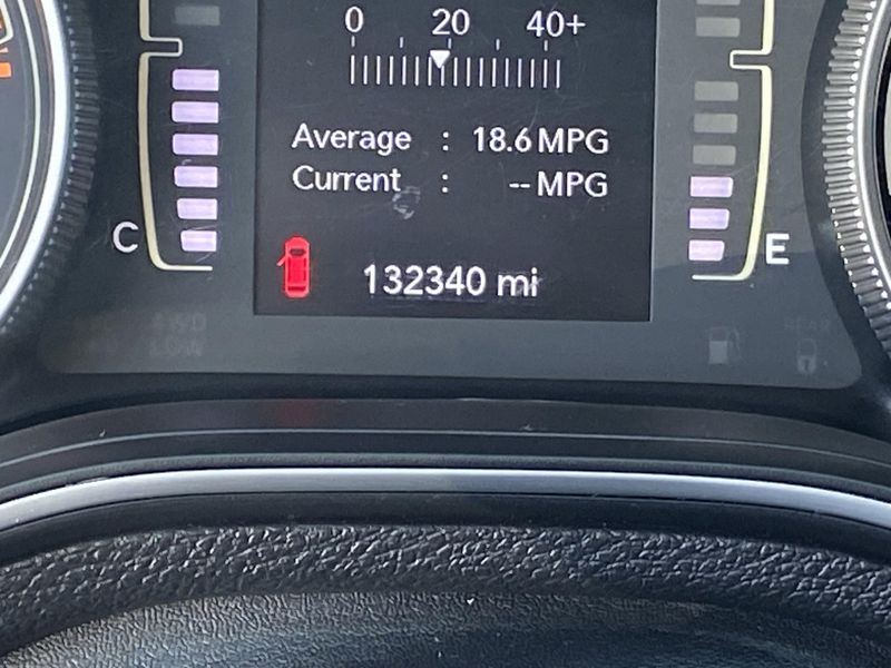 Used 2019 Jeep Cherokee Latitude PlusImage 28