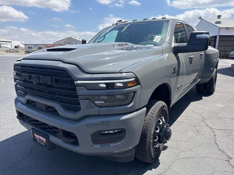 New 2026 RAM 3500 LaramieImage 7