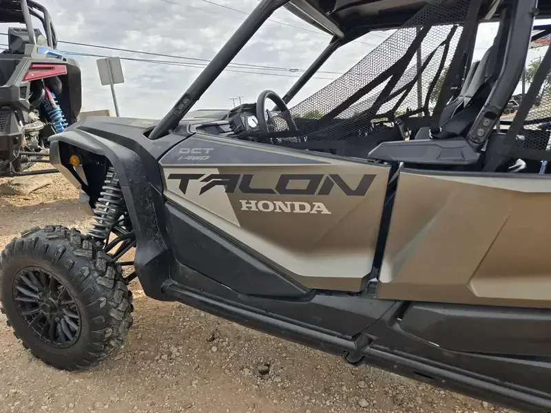 NEW 2026 HONDA TALON 1000R4 FOX LIVE VALVE Image 12