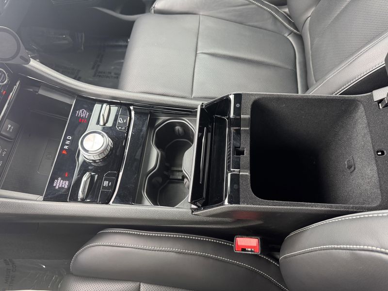 Used 2022 Jeep Grand Cherokee 4xe OverlandImage 26