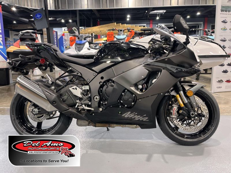 New 2026 Kawasaki NINJA ZX-10R Image 1