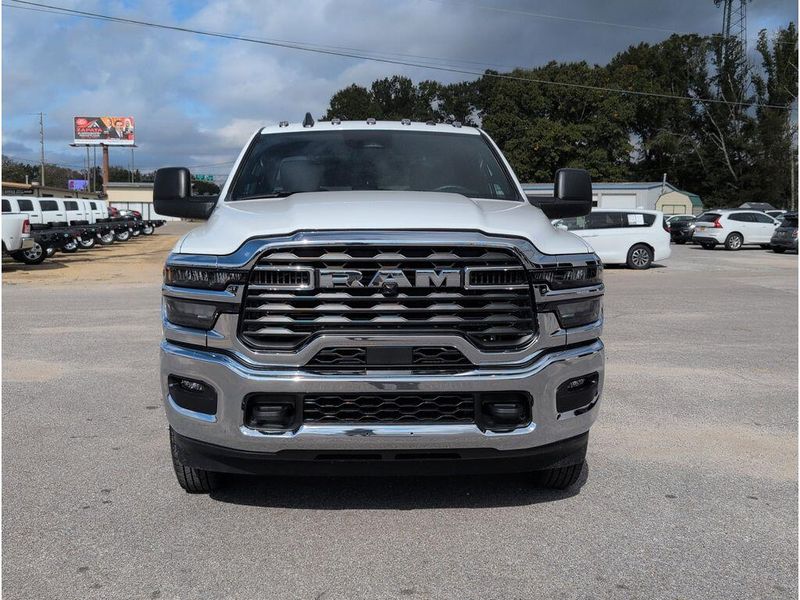 New 2026 RAM 3500 Tradesman Crew Cab Chassis 4x4 60