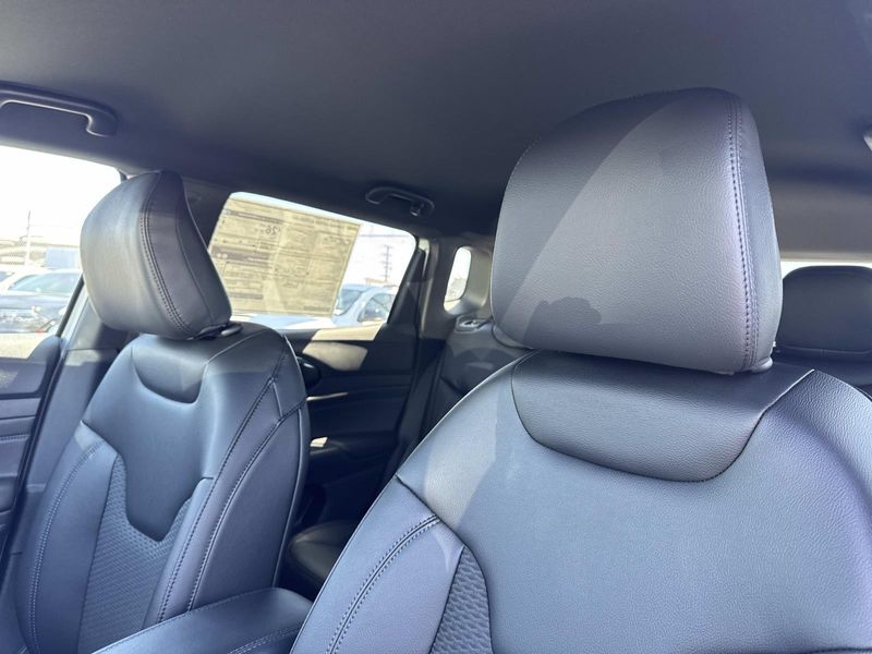 New 2026 Jeep Compass Latitude Altitude 4x4