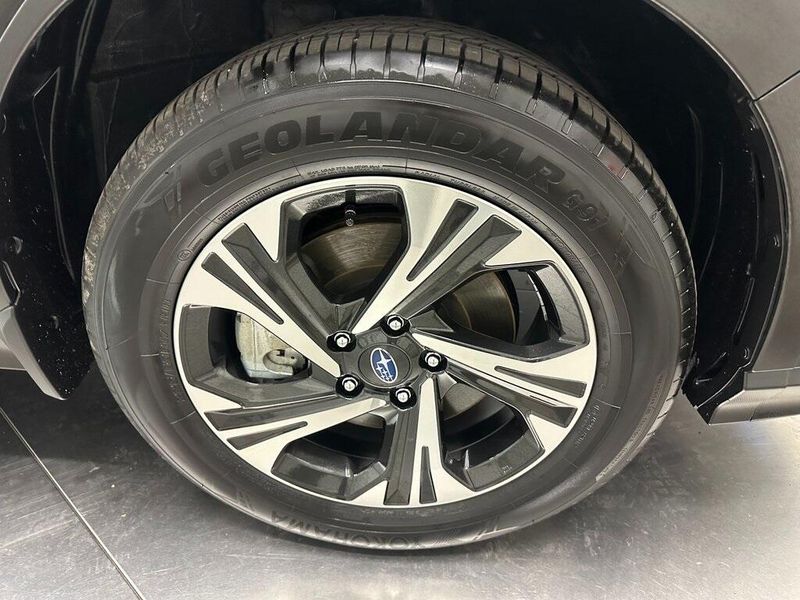 2025 Subaru Crosstrek Premium photo 21