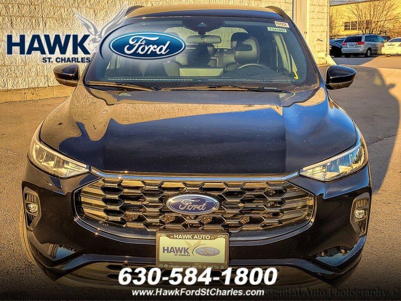 2024 Ford Escape ST-Line Select photo 4