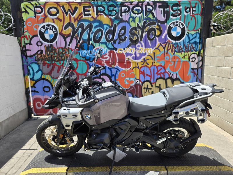 New 2026 BMW R 1300 GS Image 1