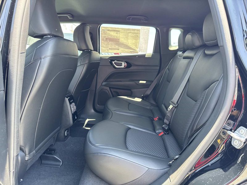 New 2026 Jeep Compass Latitude Altitude 4x4