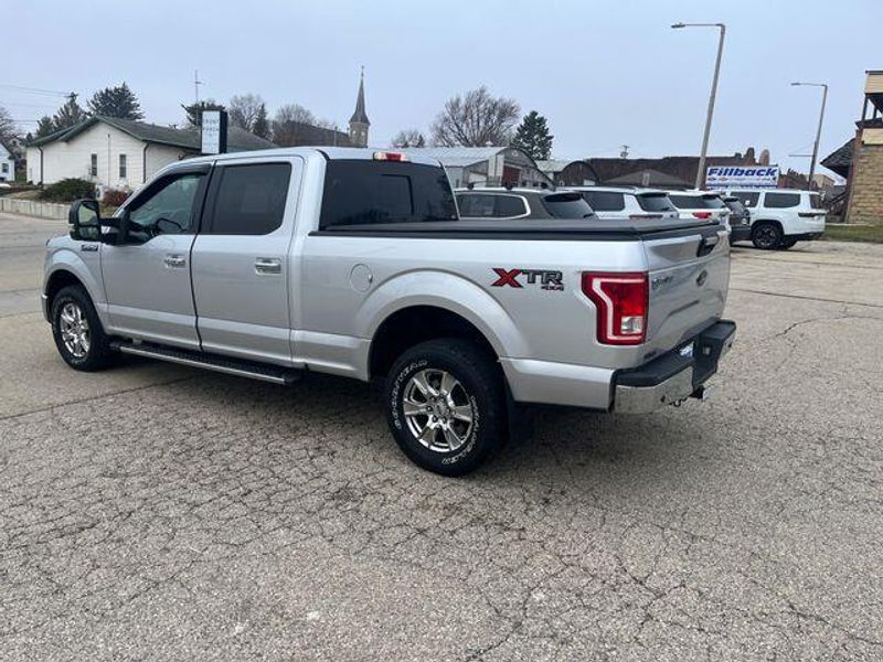 2015 Ford F-150 XLT photo 3