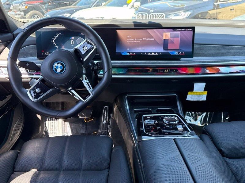 Used 2026 BMW 7 Series 750e xDriveImage 30