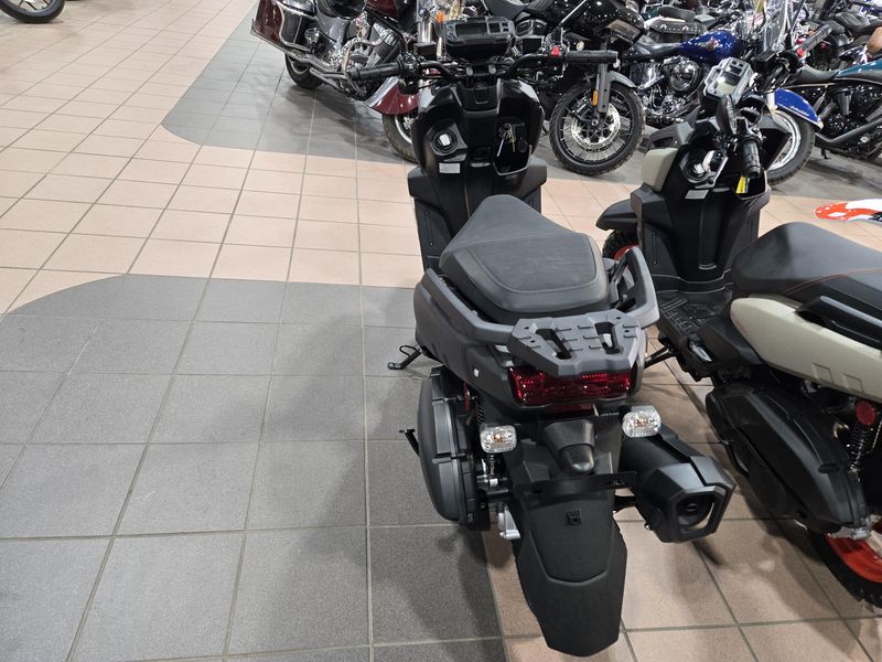 NEW 2026 YAMAHA ZUMA 125 Image 9
