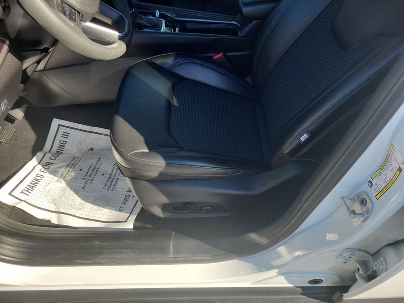 Used 2023 Jeep Compass LatitudeImage 4