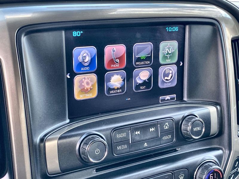 Used 2018 Chevrolet Silverado 1500 High CountryImage 14