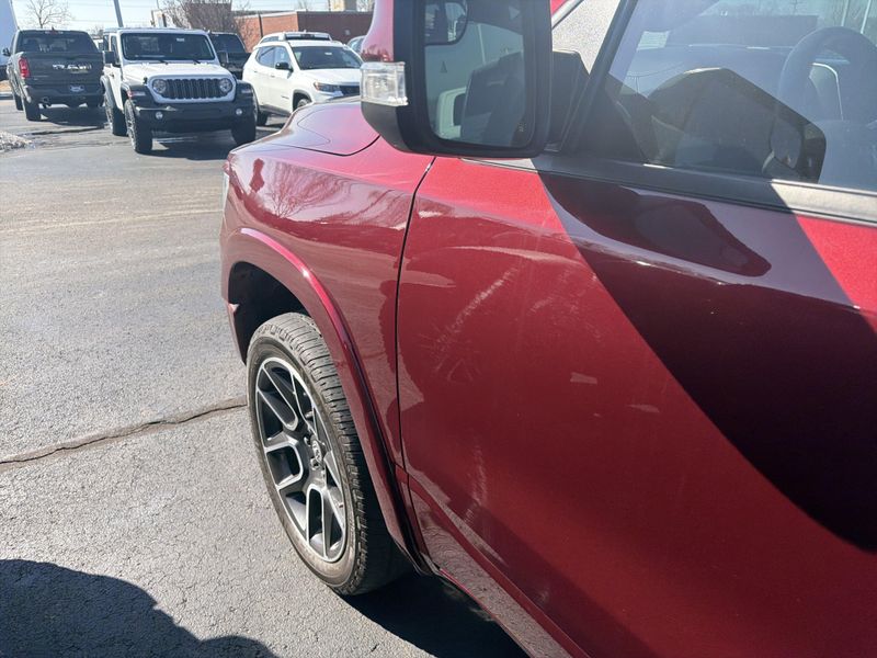 Used 2021 RAM 1500 LaramieImage 11