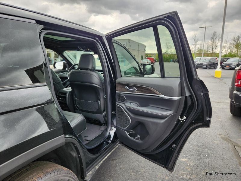 New 2026 Jeep Grand Cherokee Limited 4x4