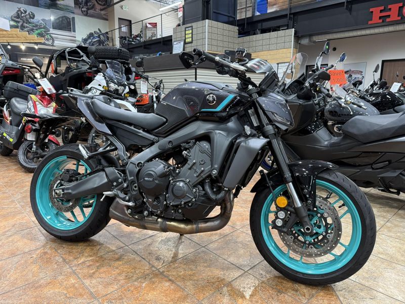2024 Yamaha MT-09 Image 6