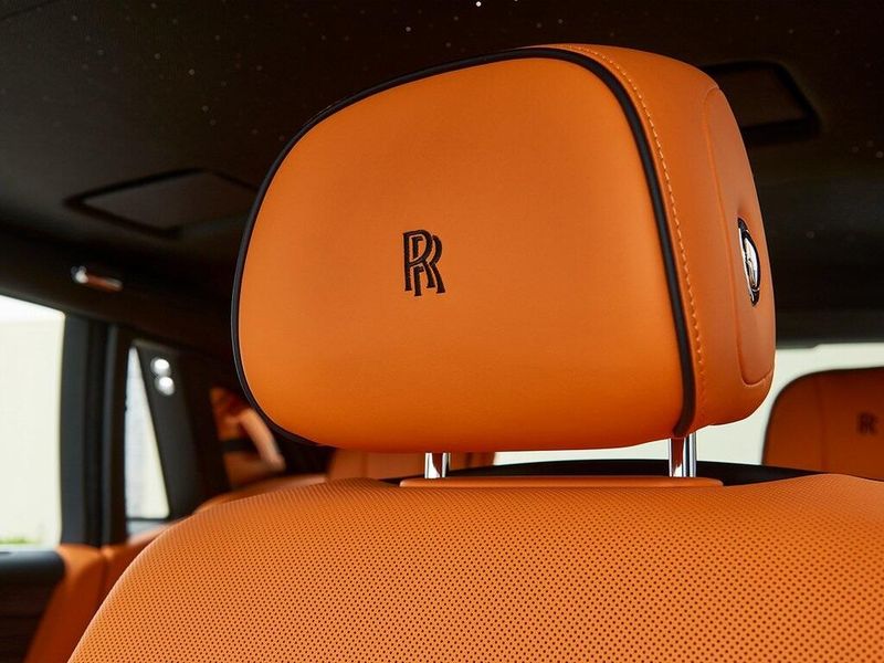 2025 Rolls-Royce Phantom Image 12