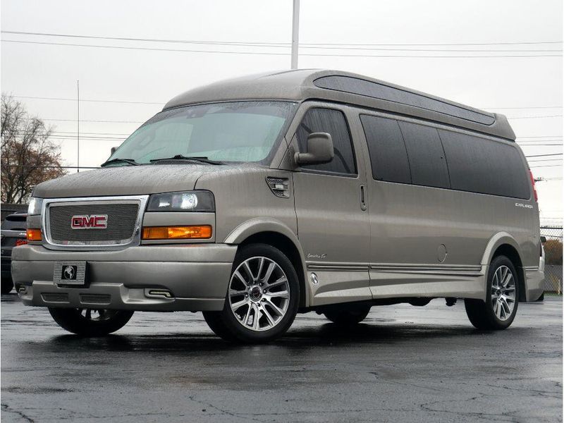 2020 GMC Savana Cargo Image 10