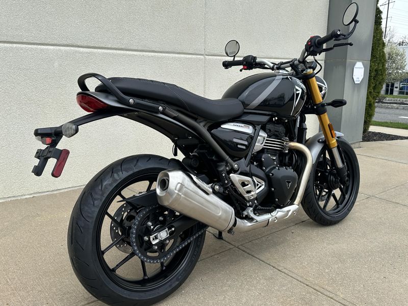 2025 Triumph SPEED 400Image 3