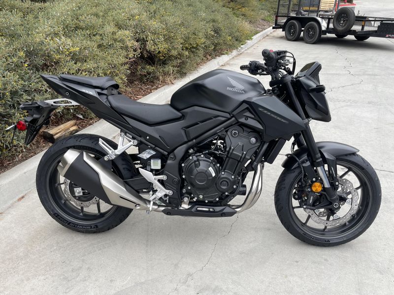 2025 Honda CB500F Image 12