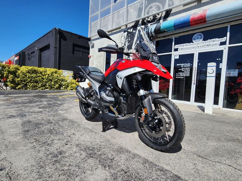 2026 BMW R 1300 GSImage 9