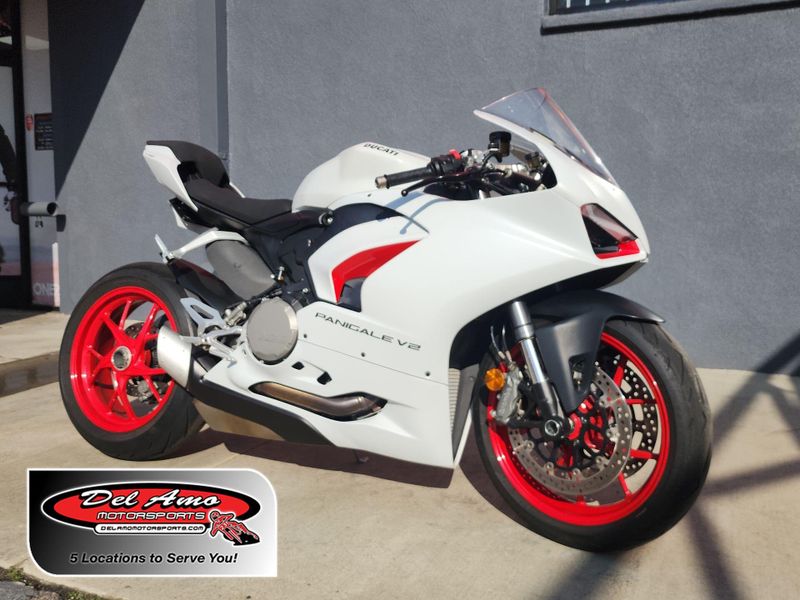Used 2023 Ducati Panigale V2 Image 1