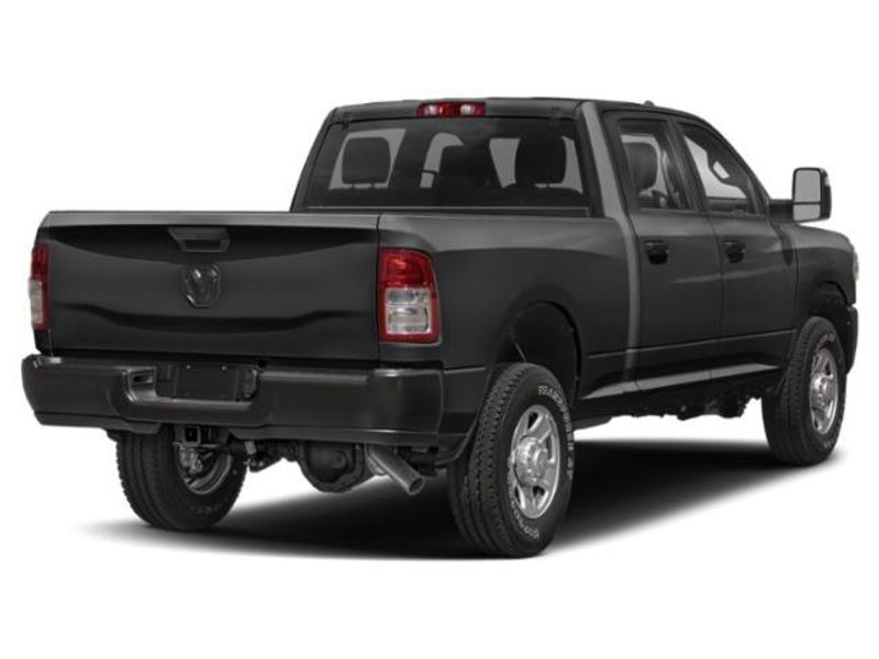 2024 RAM 3500 Tradesman Crew Cab 4x4 8