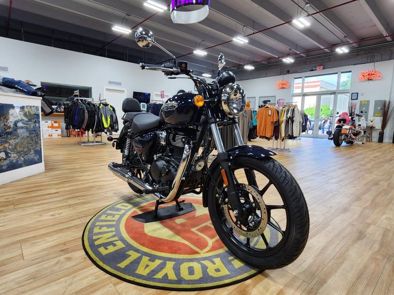 New 2024 Royal Enfield METEOR 350 Image 9