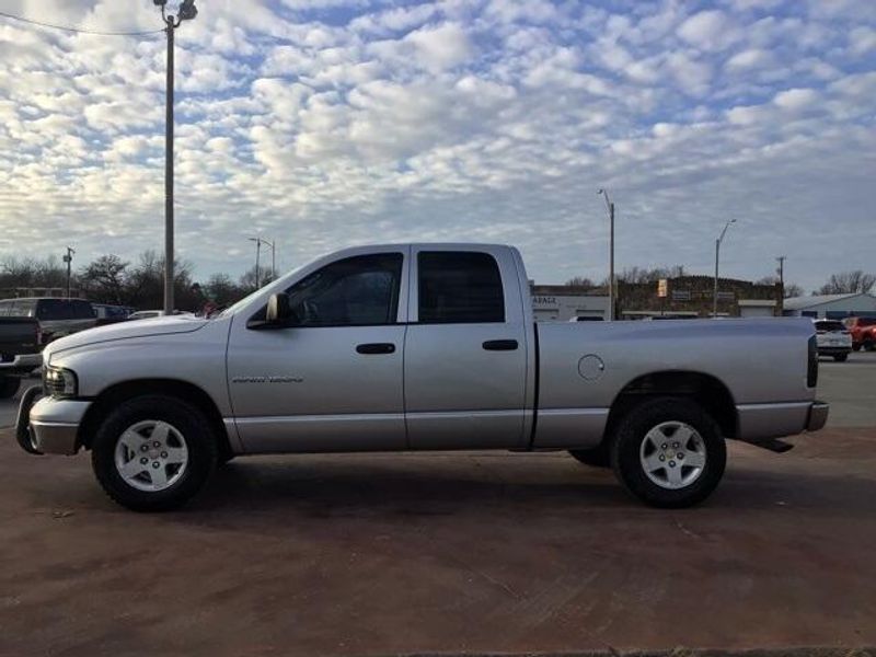 2004 Dodge Ram 1500 SLTImage 2