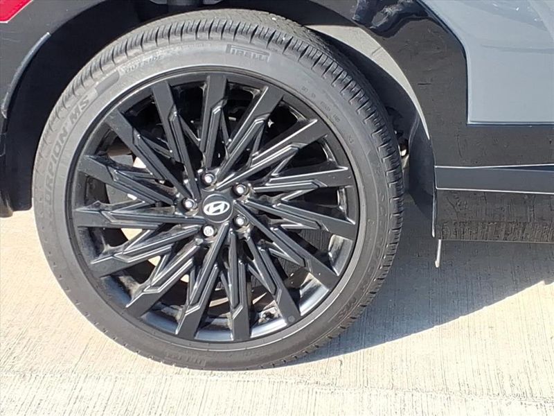 Used 2024 Hyundai Santa Fe CalligraphyImage 6