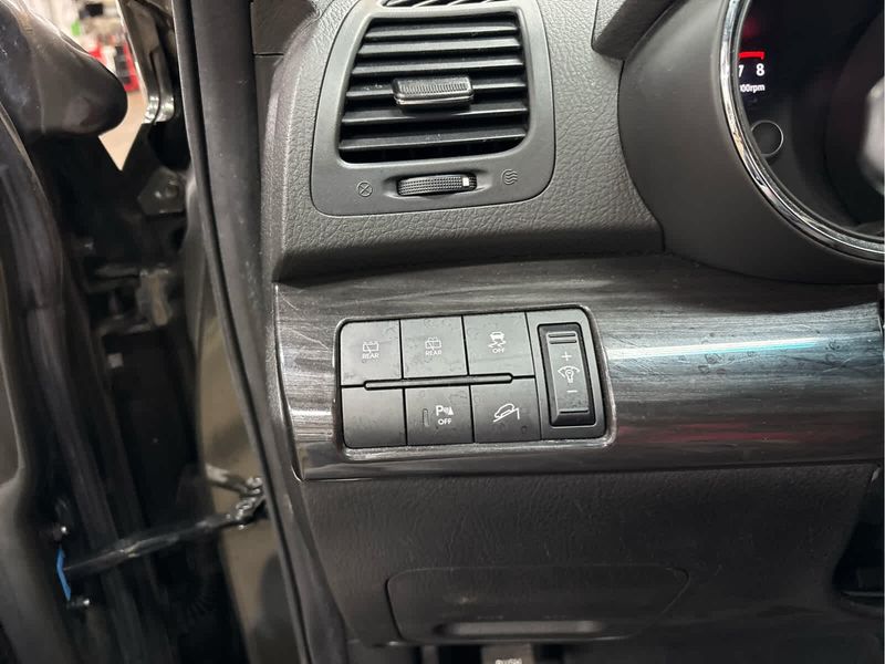 2012 Kia Sorento LX photo 9