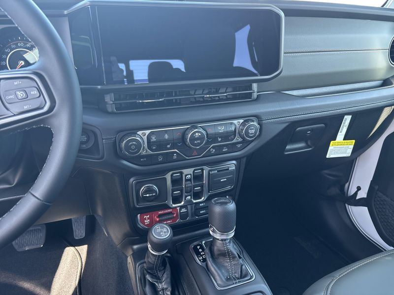 New 2026 Jeep Gladiator Mojave X 4x4Image 28