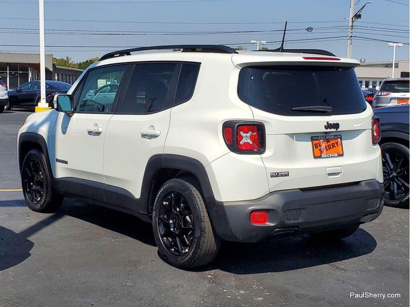 2020 Jeep Renegade Altitude photo 5