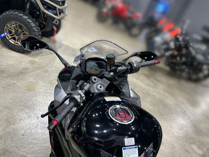Used 2024 Kawasaki NINJA 1000SX ABS Image 15