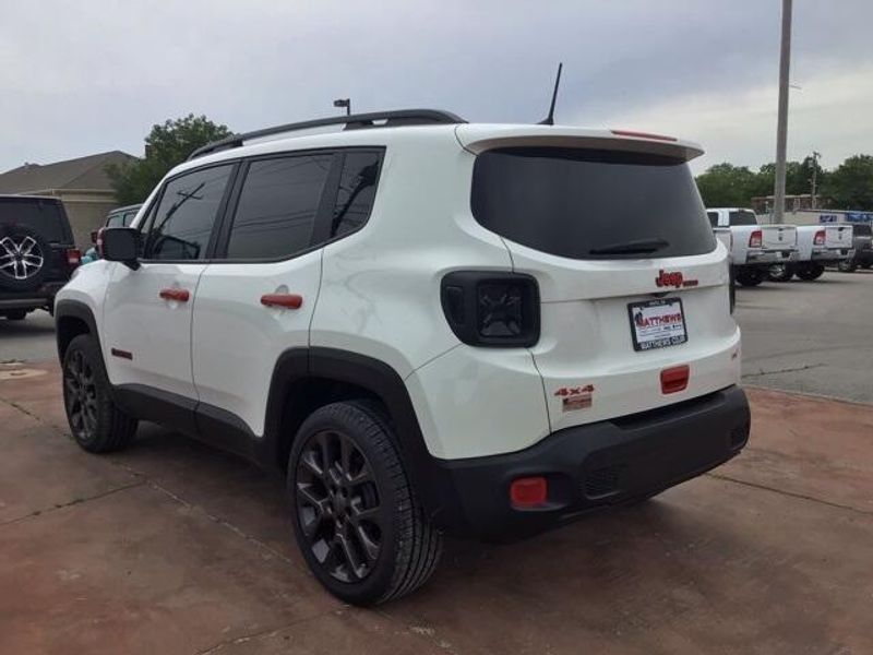 2023 Jeep Renegade LatitudeImage 3