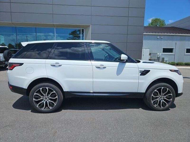 2022 Land Rover Range Rover Sport HSE Silver Edition